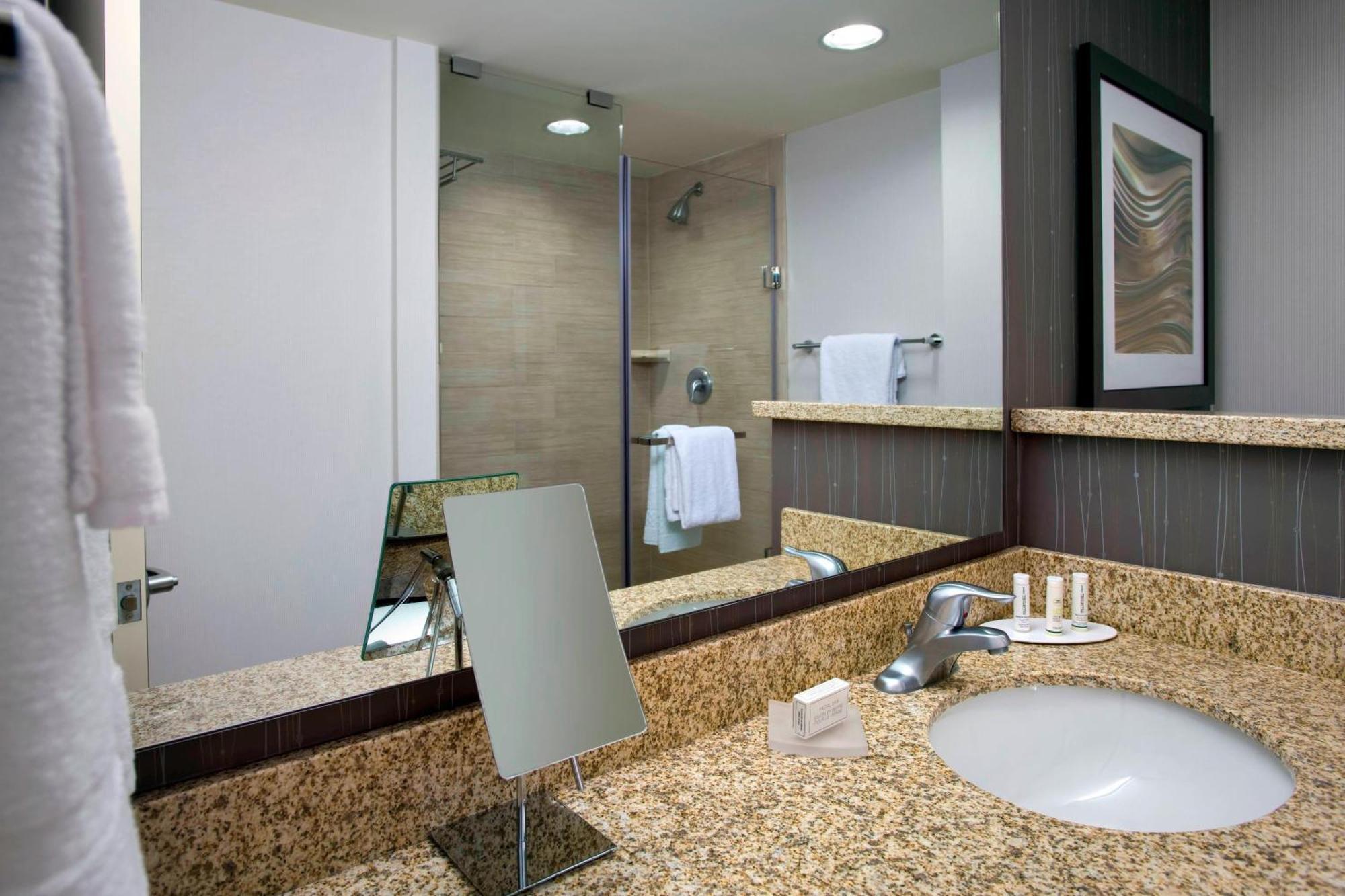 Courtyard By Marriott Philadelphia Lansdale Hotel Ngoại thất bức ảnh