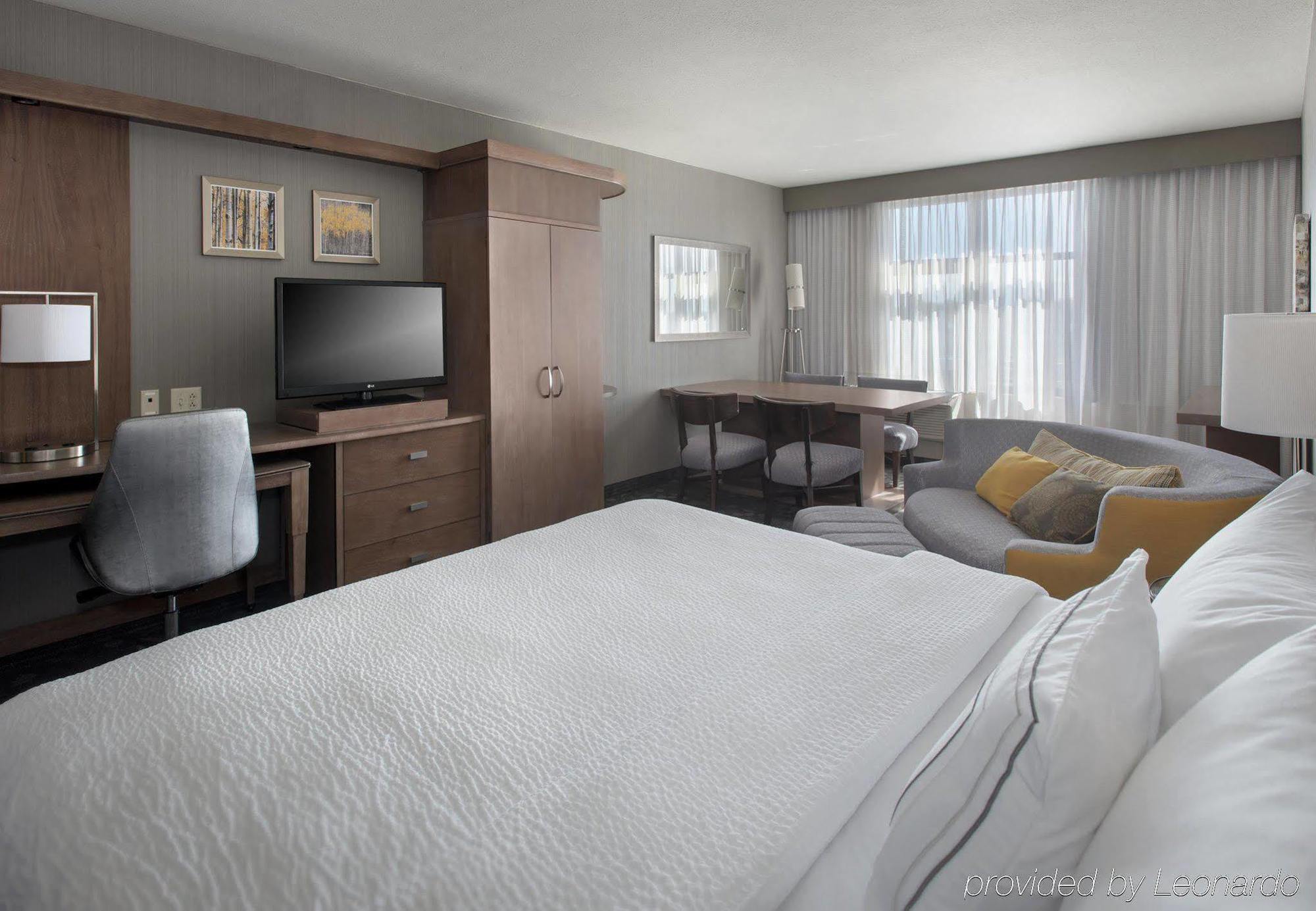 Courtyard By Marriott Philadelphia Lansdale Hotel Ngoại thất bức ảnh